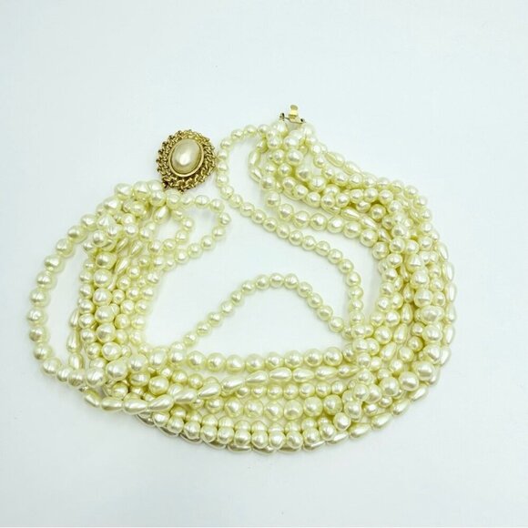 Vintage CAROLEE signed Gold Tone Faux Pearl Designer Runway Necklace - Picture 8 of 11